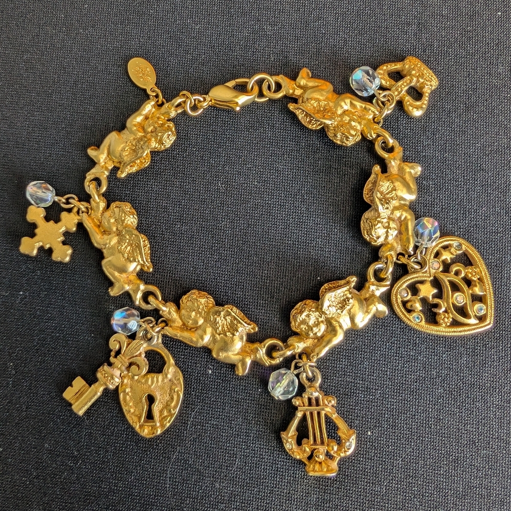 **RARE** Kirks Folly Cherub Panel Link Gold Vintage Collectable Charm Bracelet - Picture 5 of 12